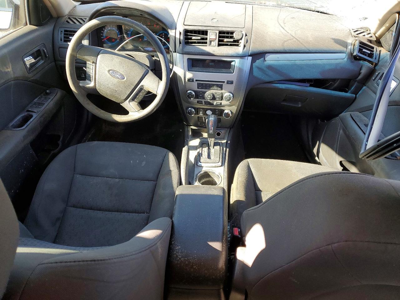 2010 FORD FUSION SE photo 8