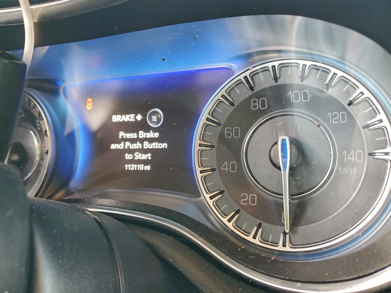2019 CHRYSLER 300 TOURING photo 9