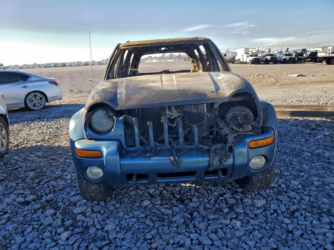 2004 JEEP LIBERTY LIMITED photo 9