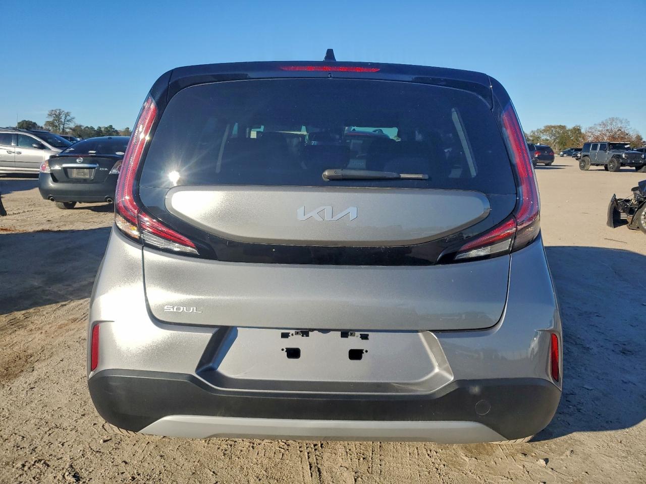 2025 KIA SOUL LX photo 6