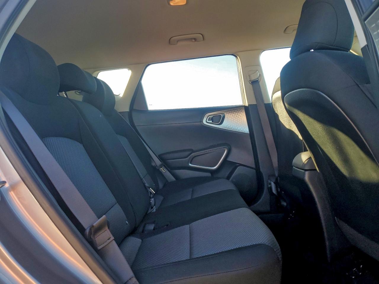 2025 KIA SOUL LX photo 10