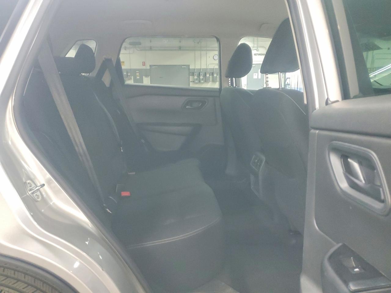 2024 NISSAN ROGUE S photo 10