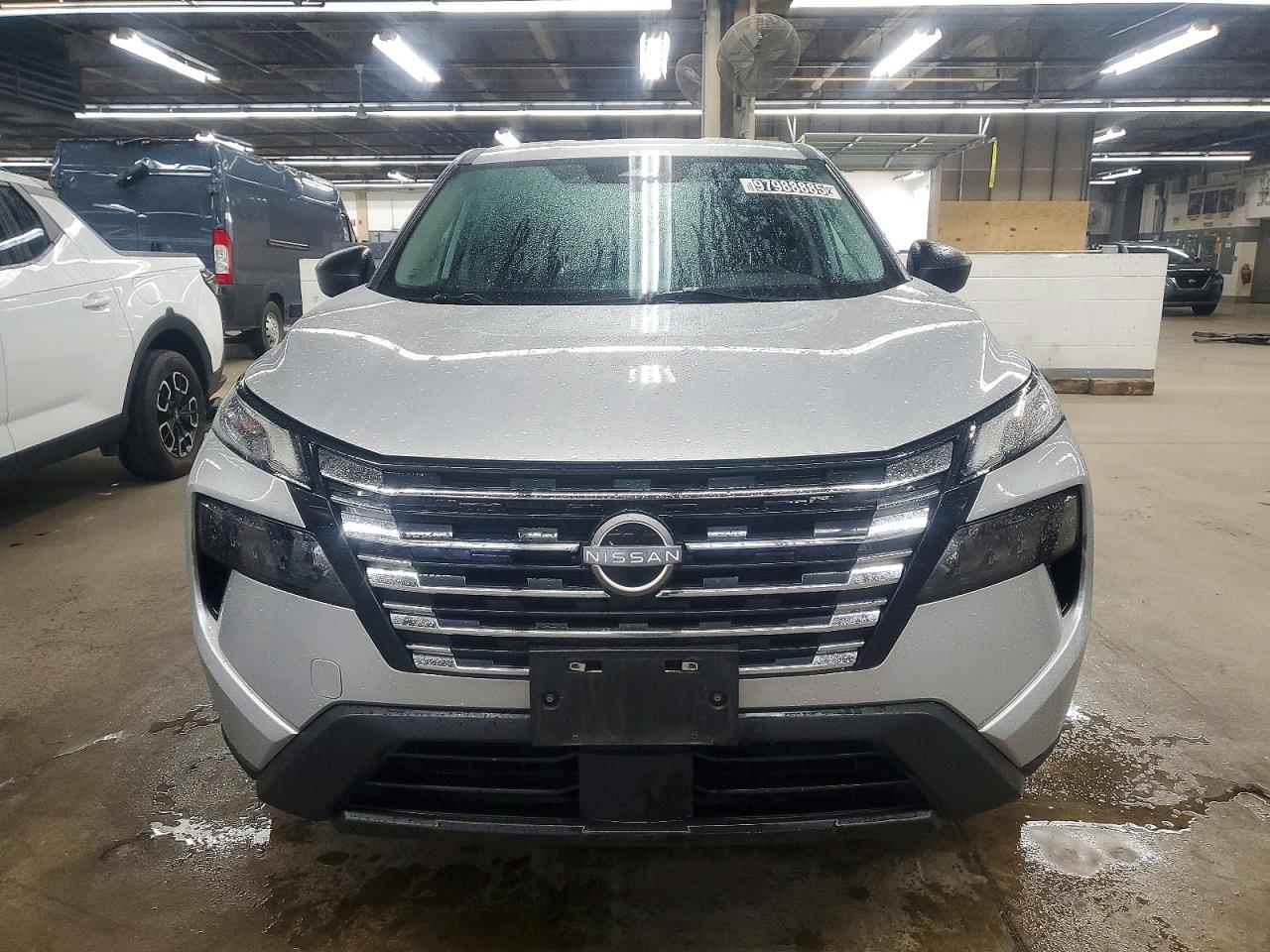 2024 NISSAN ROGUE S photo 5