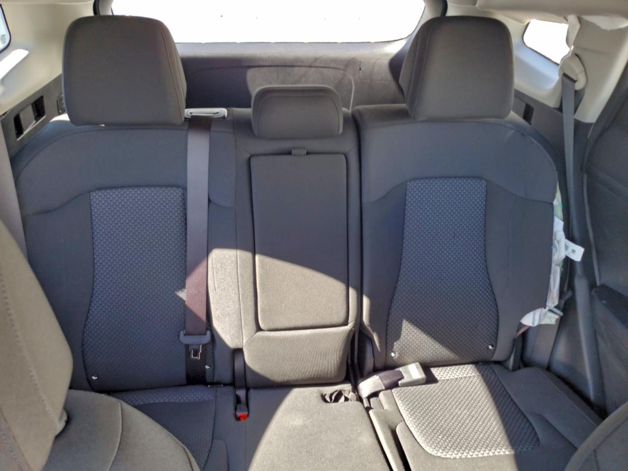 2026 KIA SPORTAGE LX photo 10