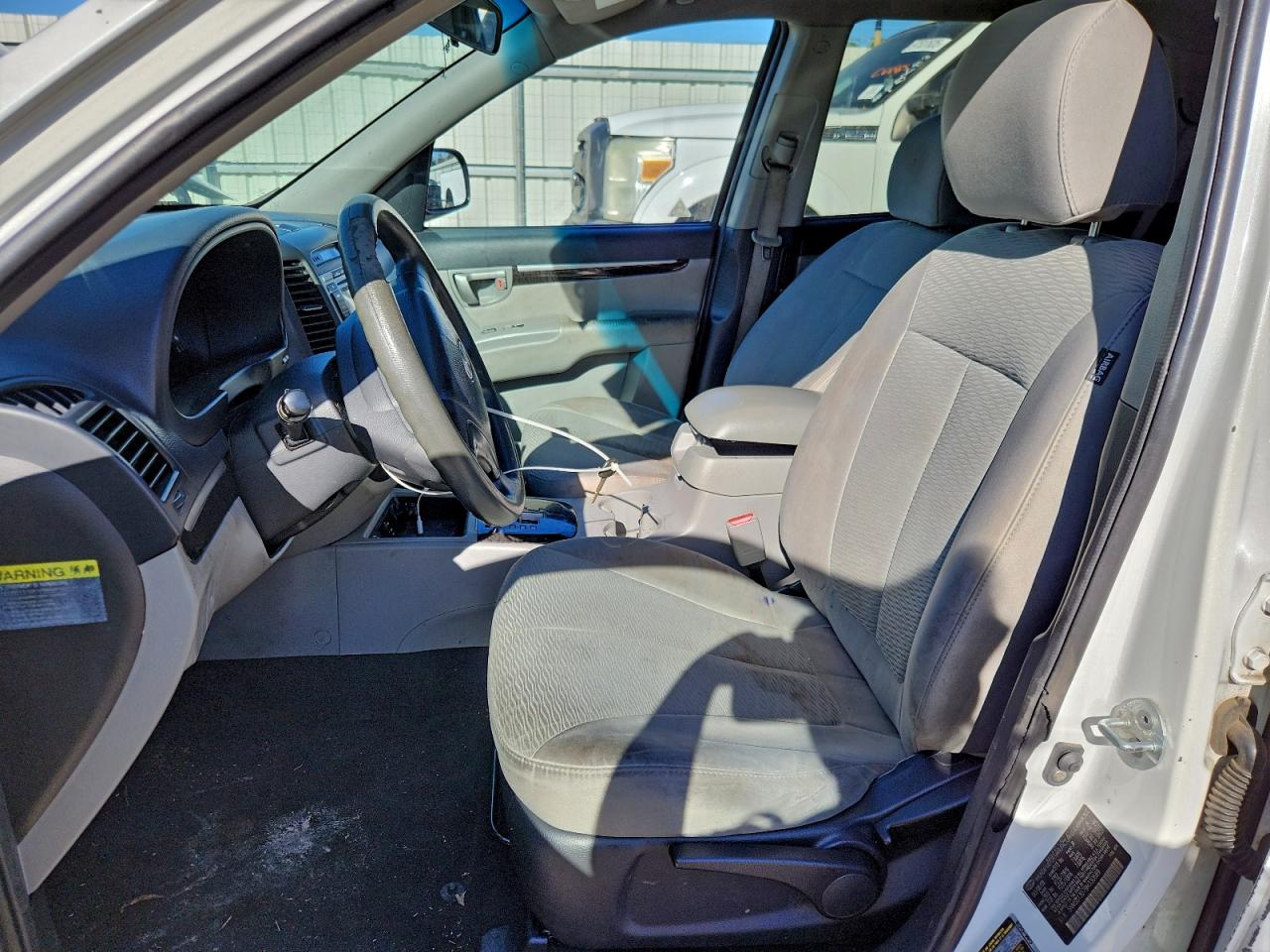2009 HYUNDAI SANTA FE GLS photo 13
