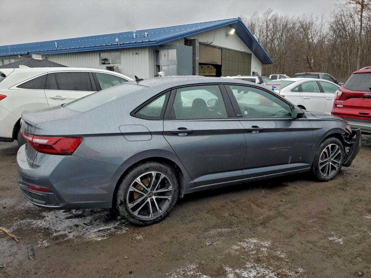 2025 VOLKSWAGEN JETTA SPORT photo 3