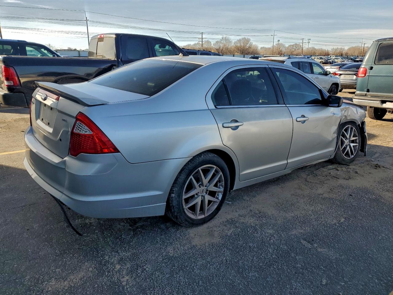 2010 FORD FUSION SEL photo 3
