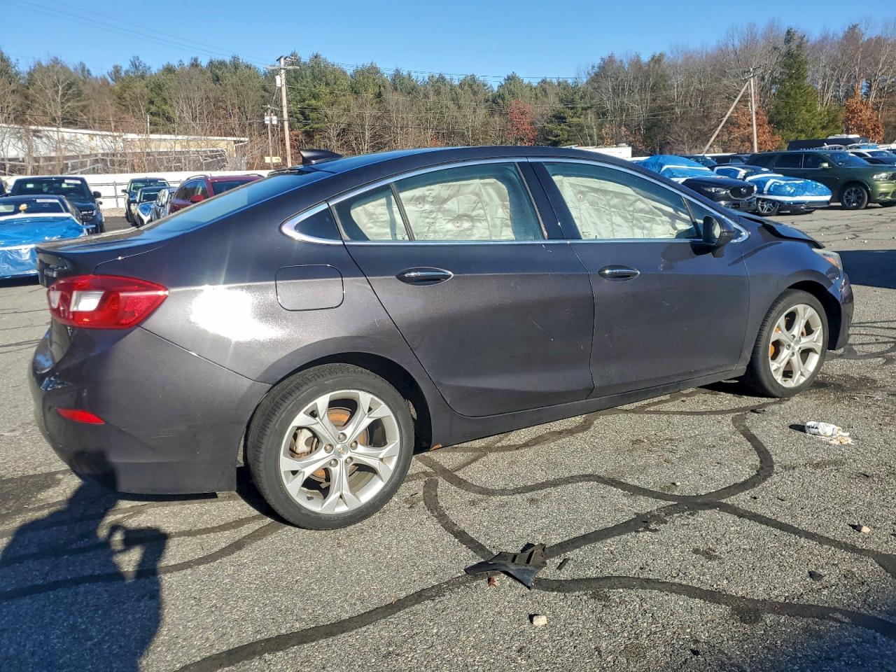 2017 CHEVROLET CRUZE PREMIER photo 3
