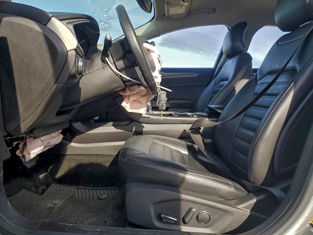2016 FORD FUSION SE PHEV photo 7
