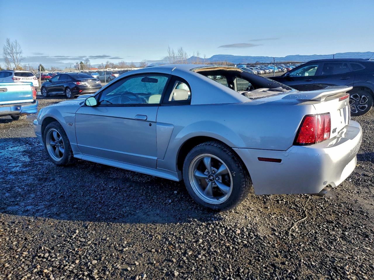 2003 FORD MUSTANG GT photo 2