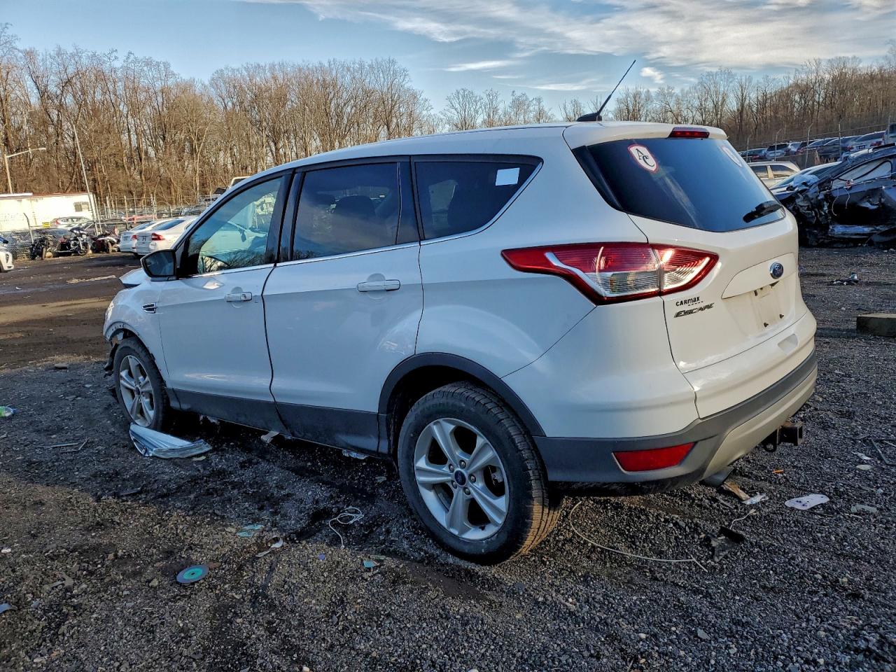 2014 FORD ESCAPE SE photo 2