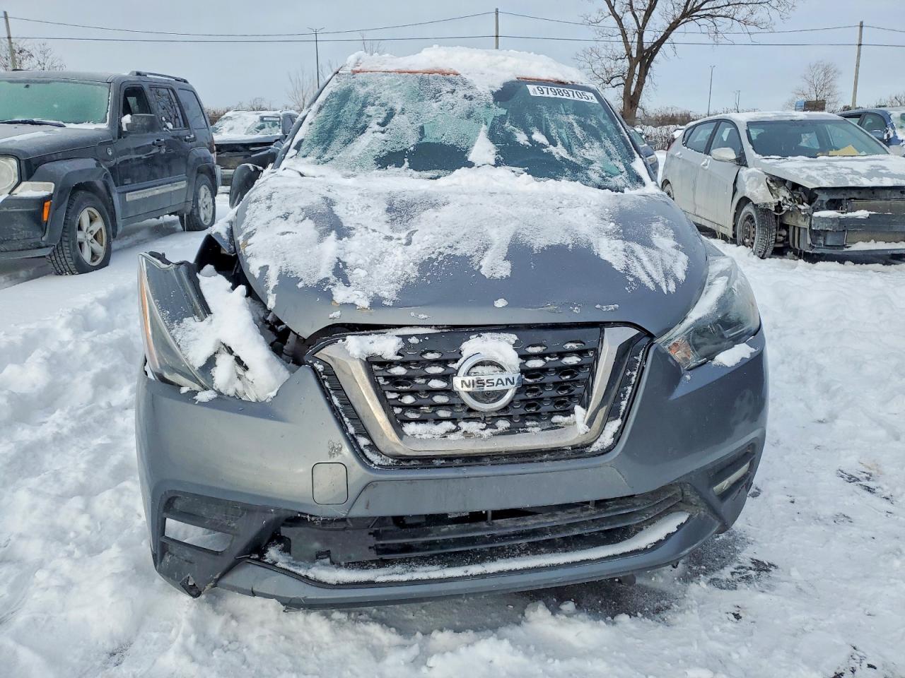 2018 NISSAN KICKS S photo 5