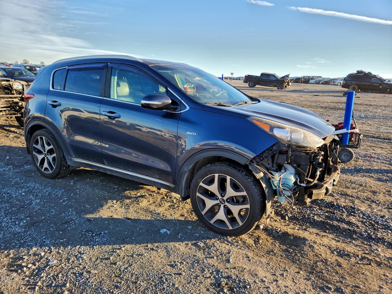 2017 KIA SPORTAGE SX photo 4