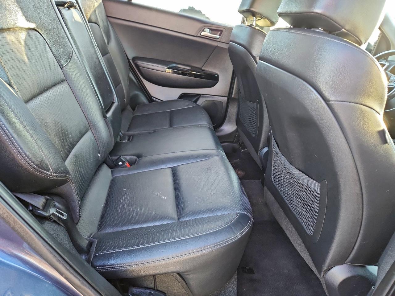2017 KIA SPORTAGE SX photo 11