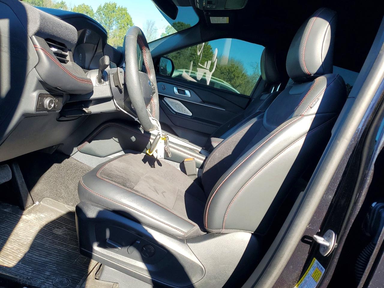 2025 FORD EXPLORER ST photo 7