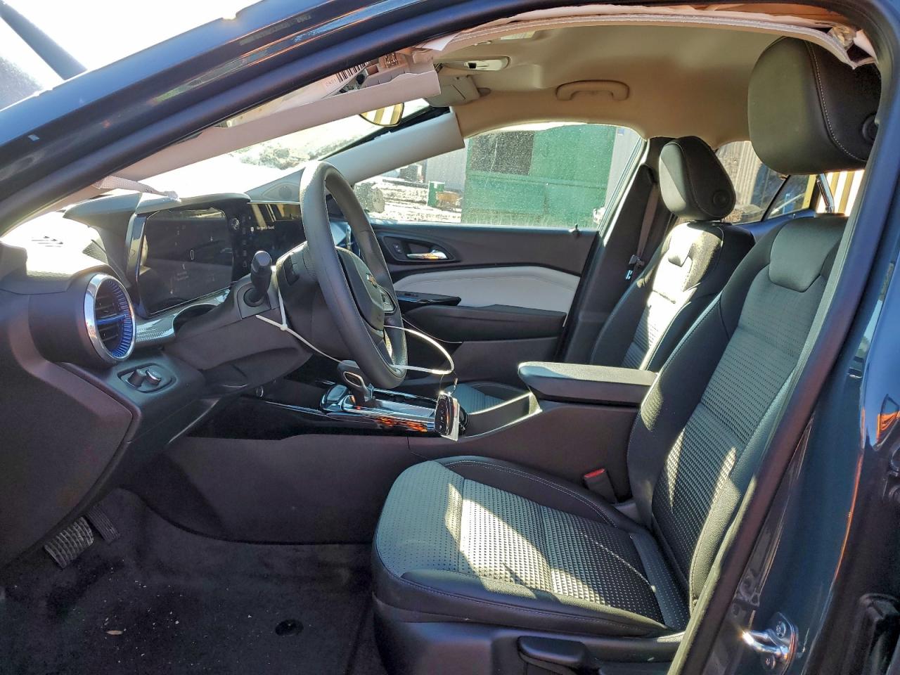 2025 CHEVROLET TRAX 1LT photo 7