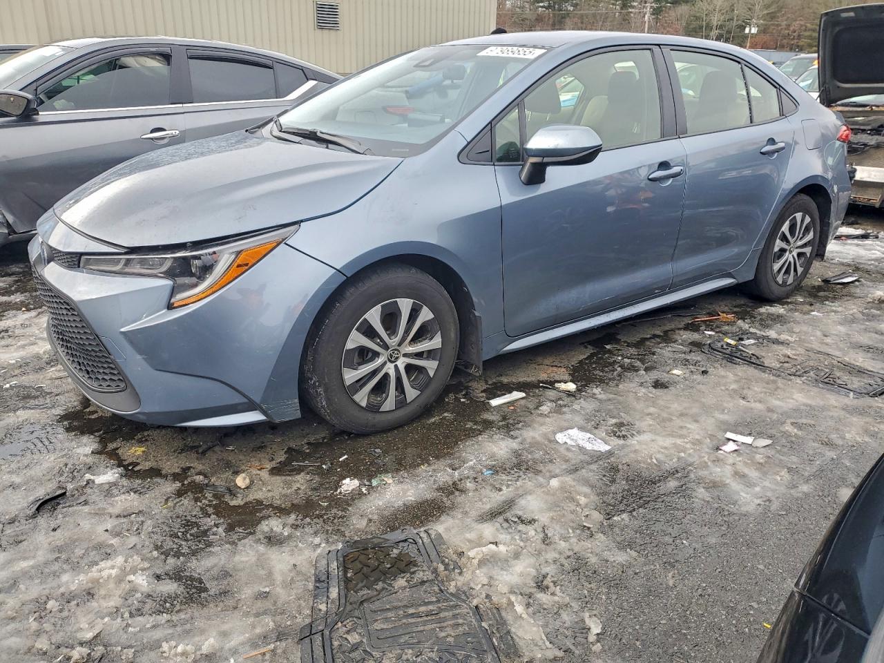 2022 TOYOTA COROLLA