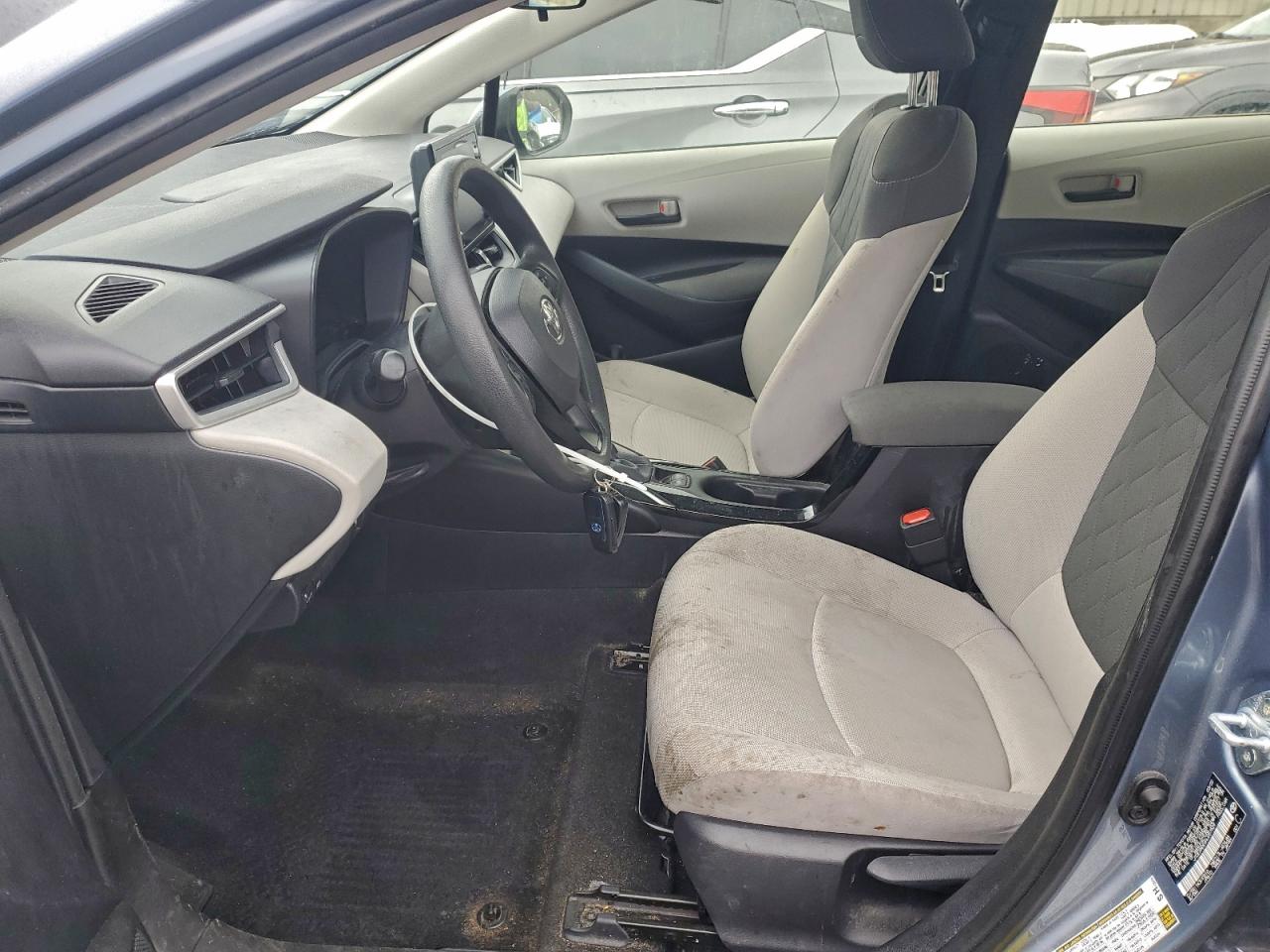 2022 TOYOTA COROLLA LE photo 7