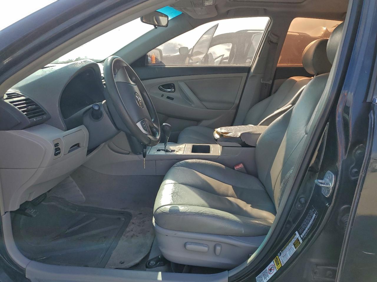 2009 TOYOTA CAMRY BASE photo 7