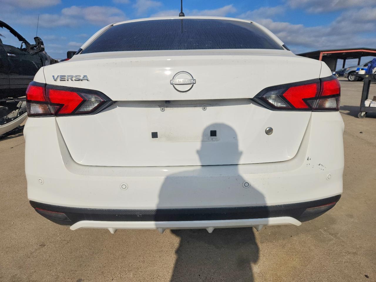 2024 NISSAN VERSA S photo 6