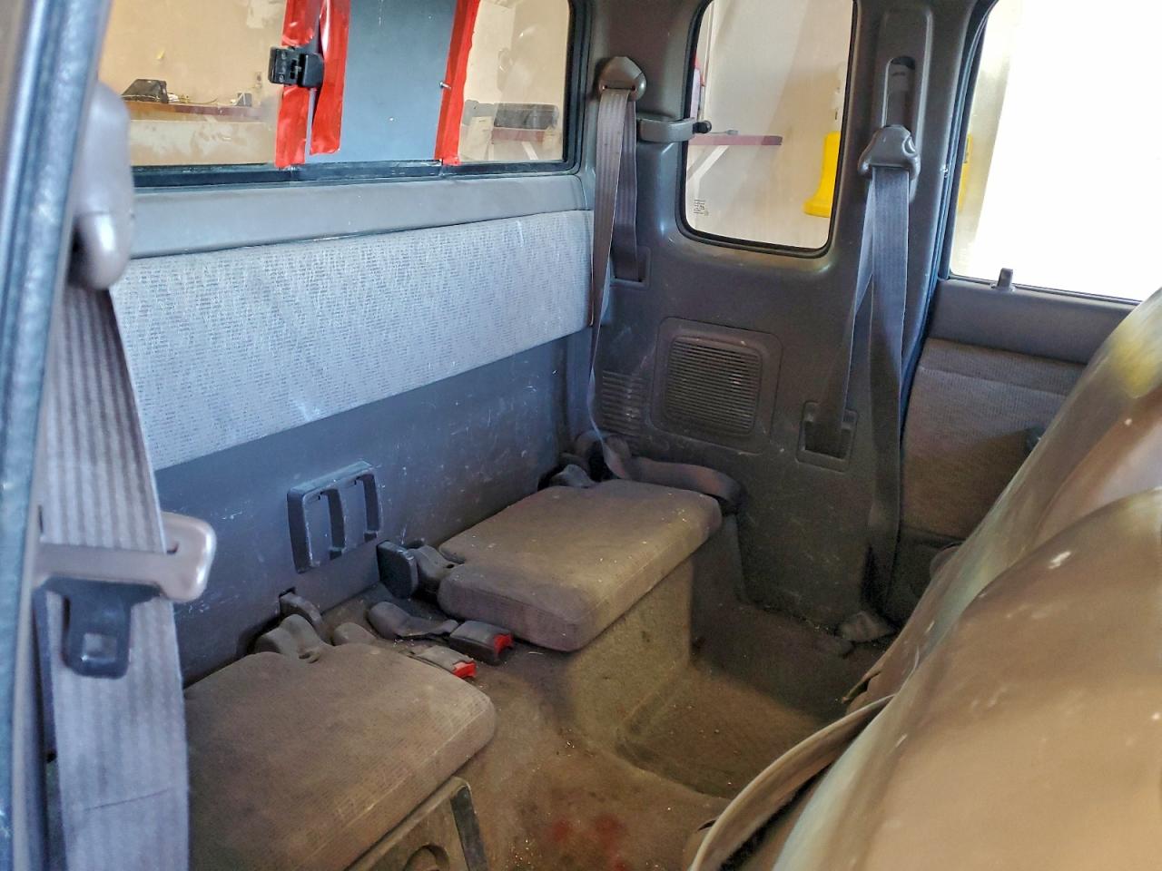 1998 TOYOTA TACOMA XTRACAB photo 10