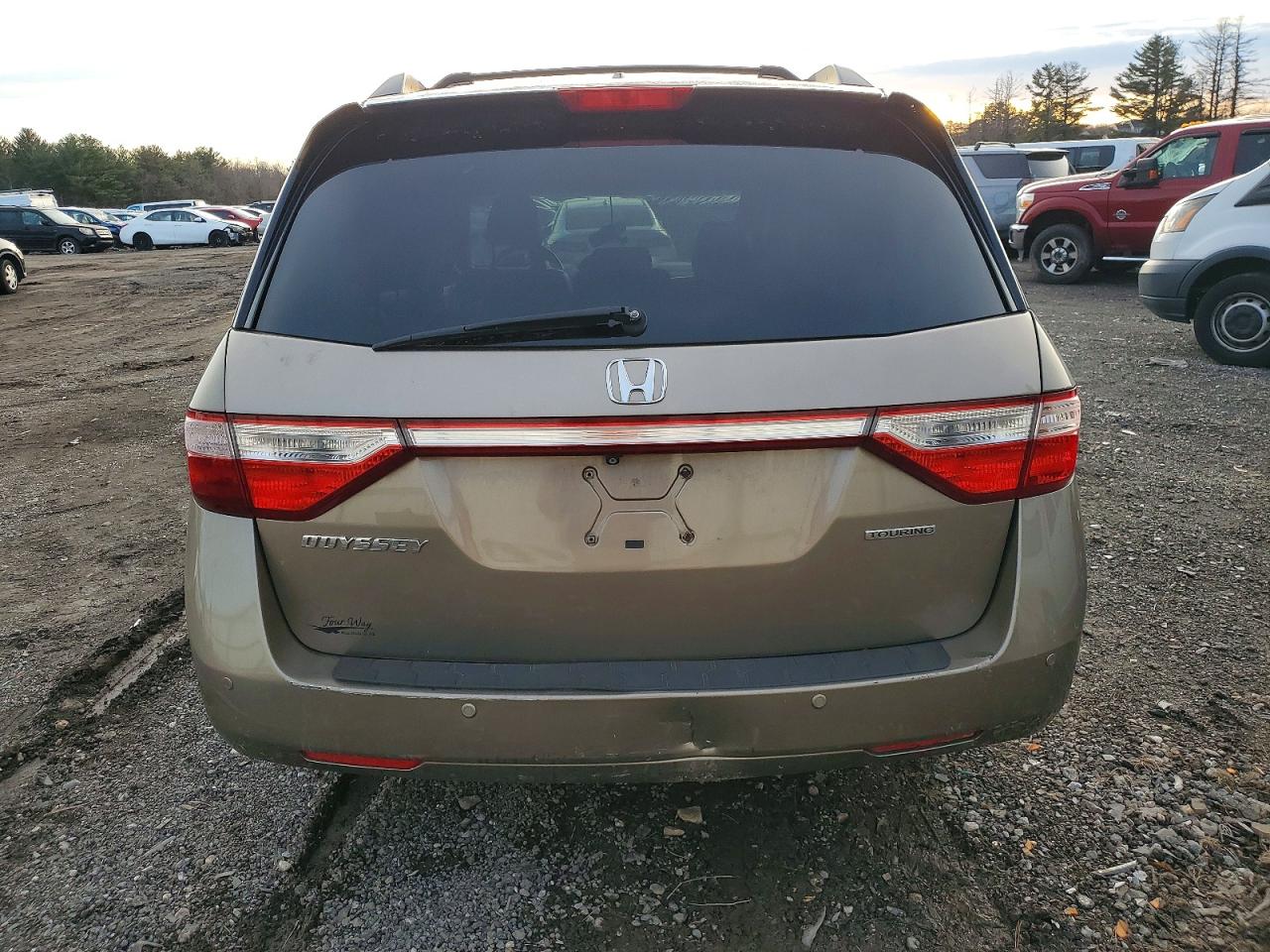 2012 HONDA ODYSSEY TOURING photo 6