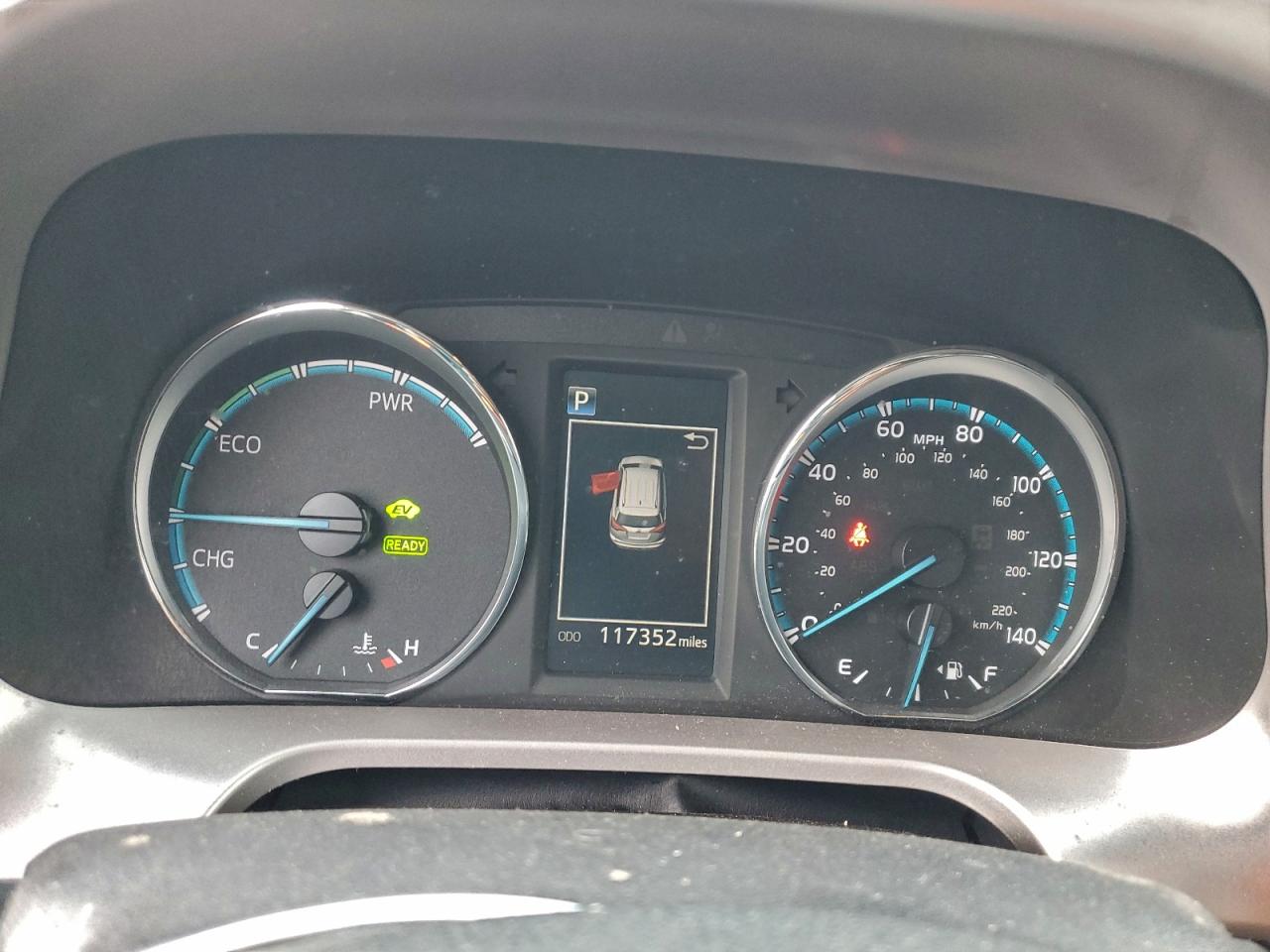 2017 TOYOTA RAV4 HV LE photo 9