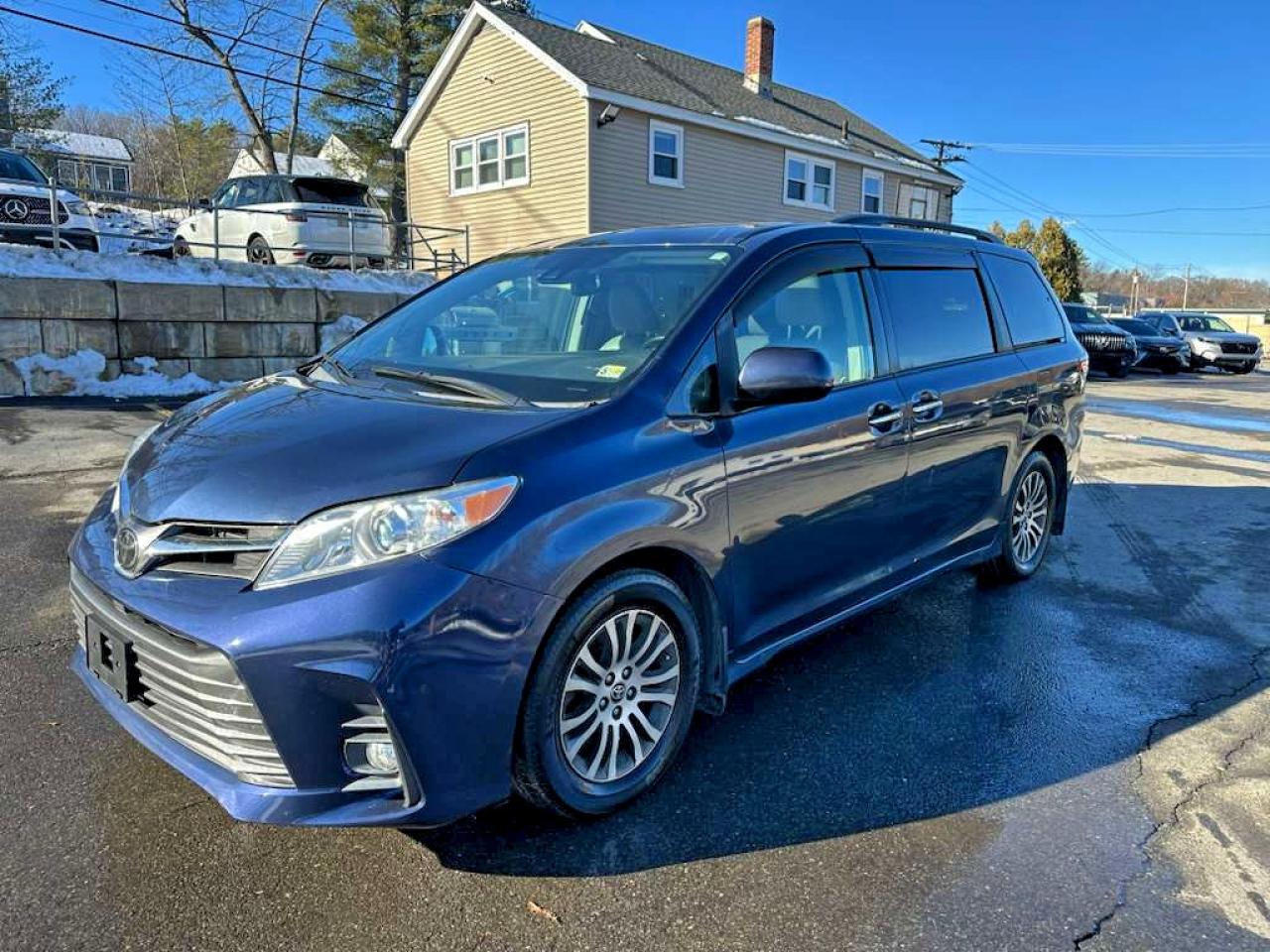 2020 TOYOTA SIENNA