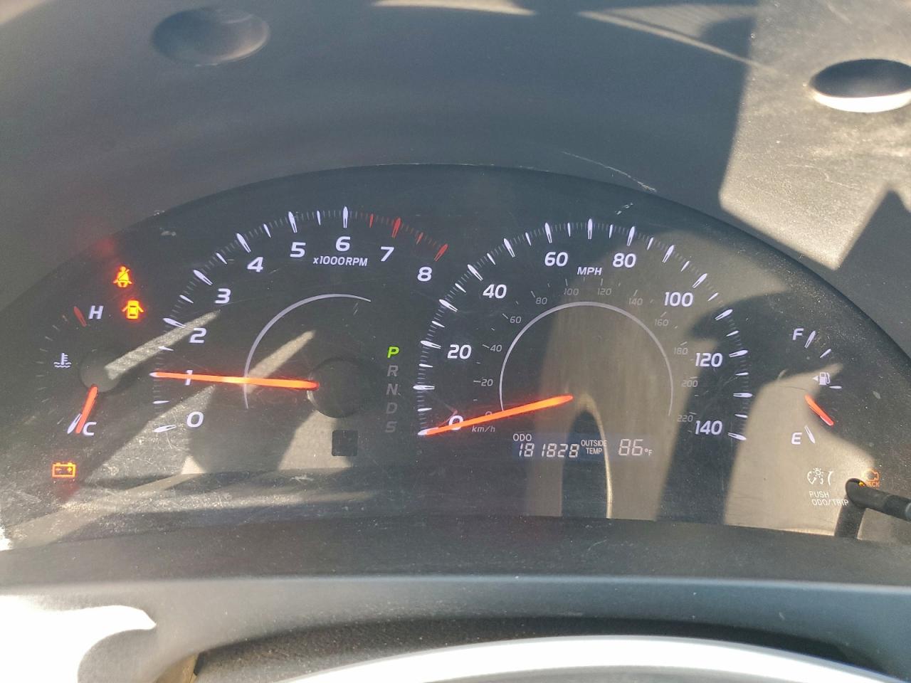 2011 TOYOTA CAMRY BASE photo 9
