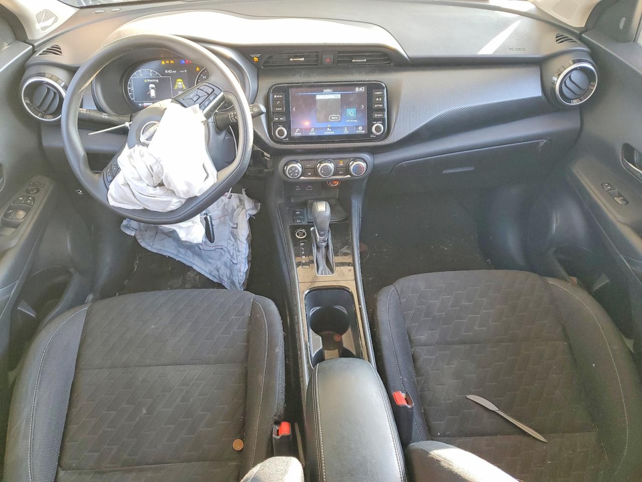 2023 NISSAN KICKS SV photo 8