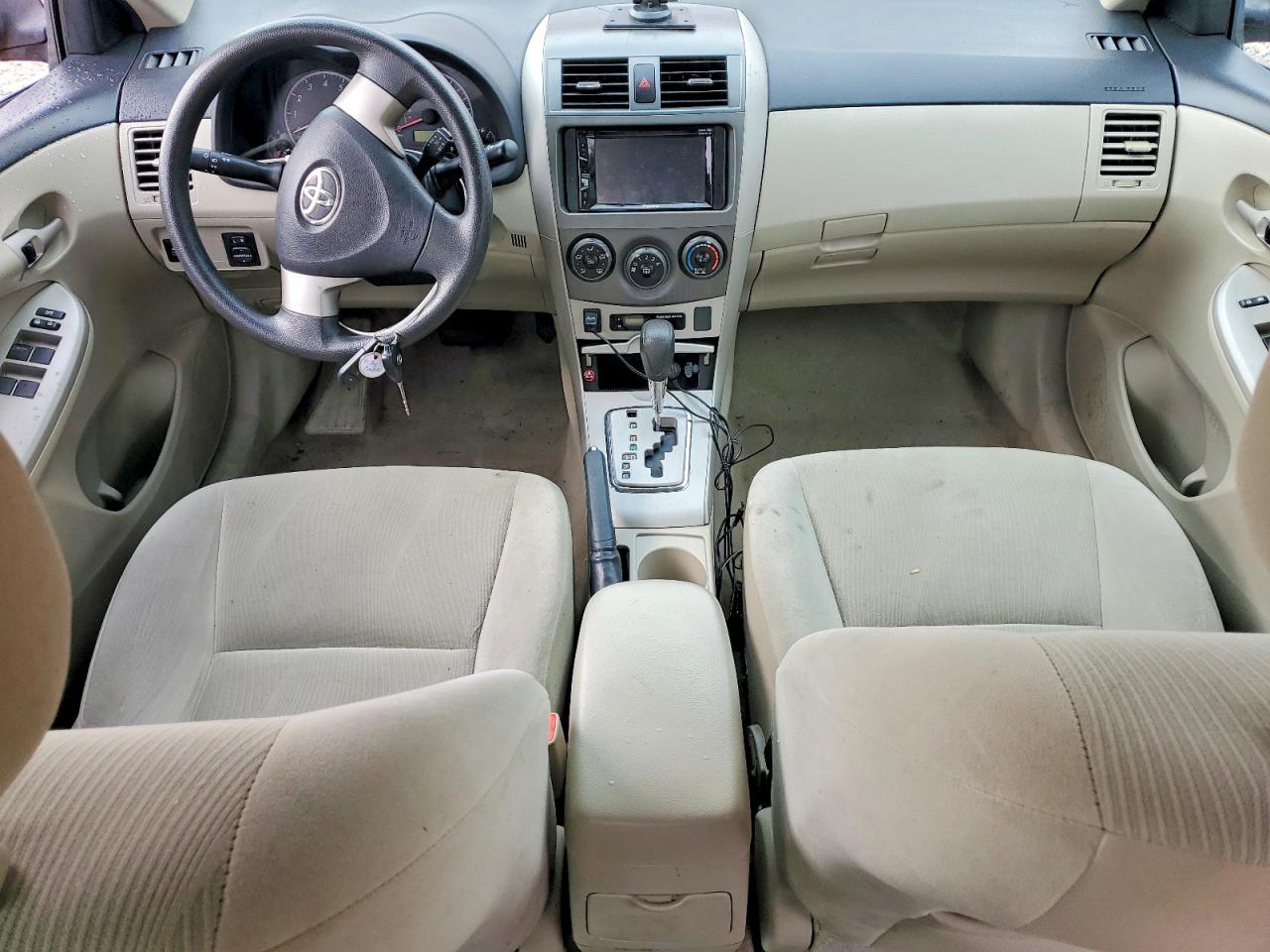2011 TOYOTA COROLLA BASE photo 8