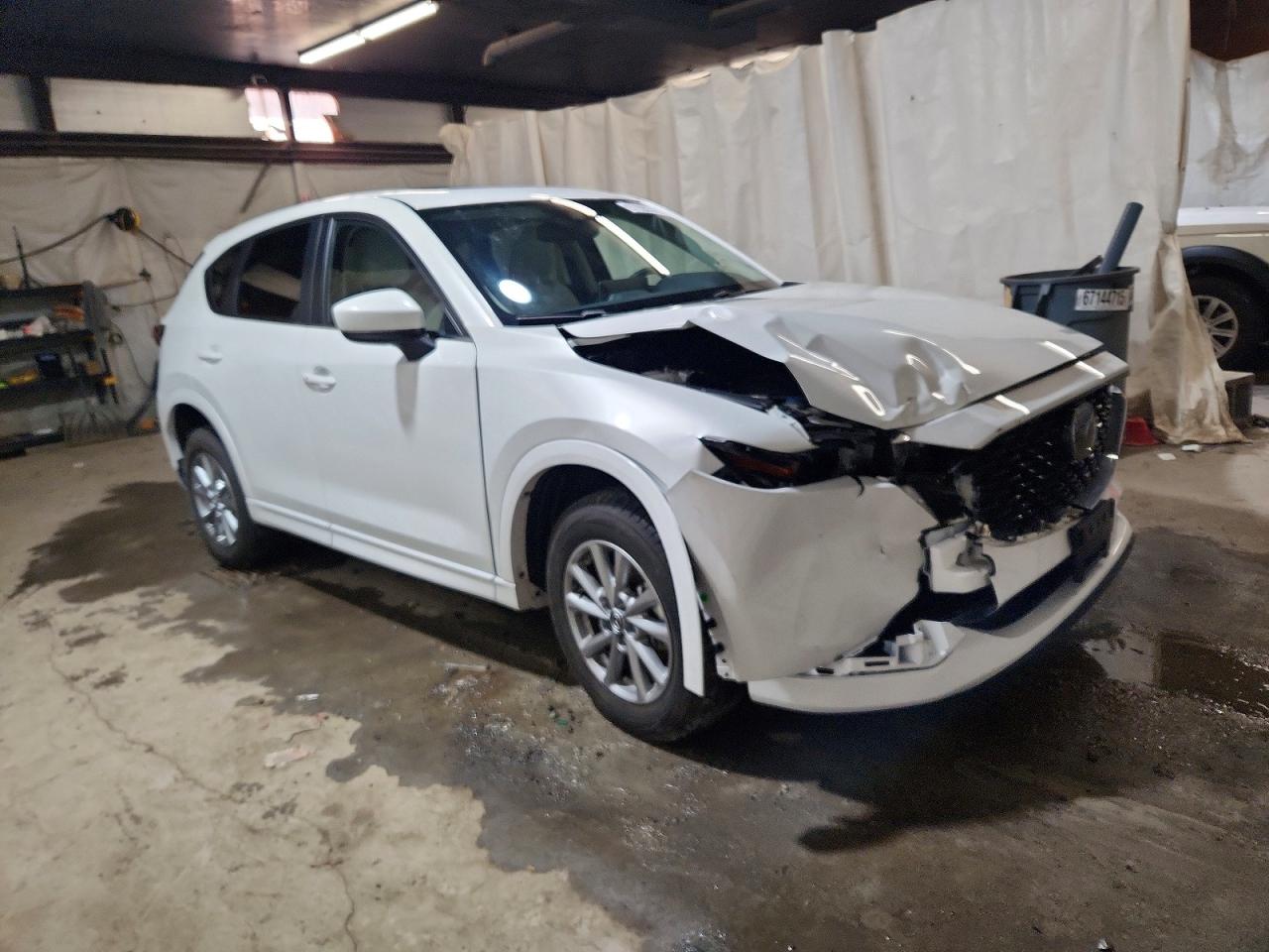 2025 MAZDA CX-5 PREFERRED photo 4