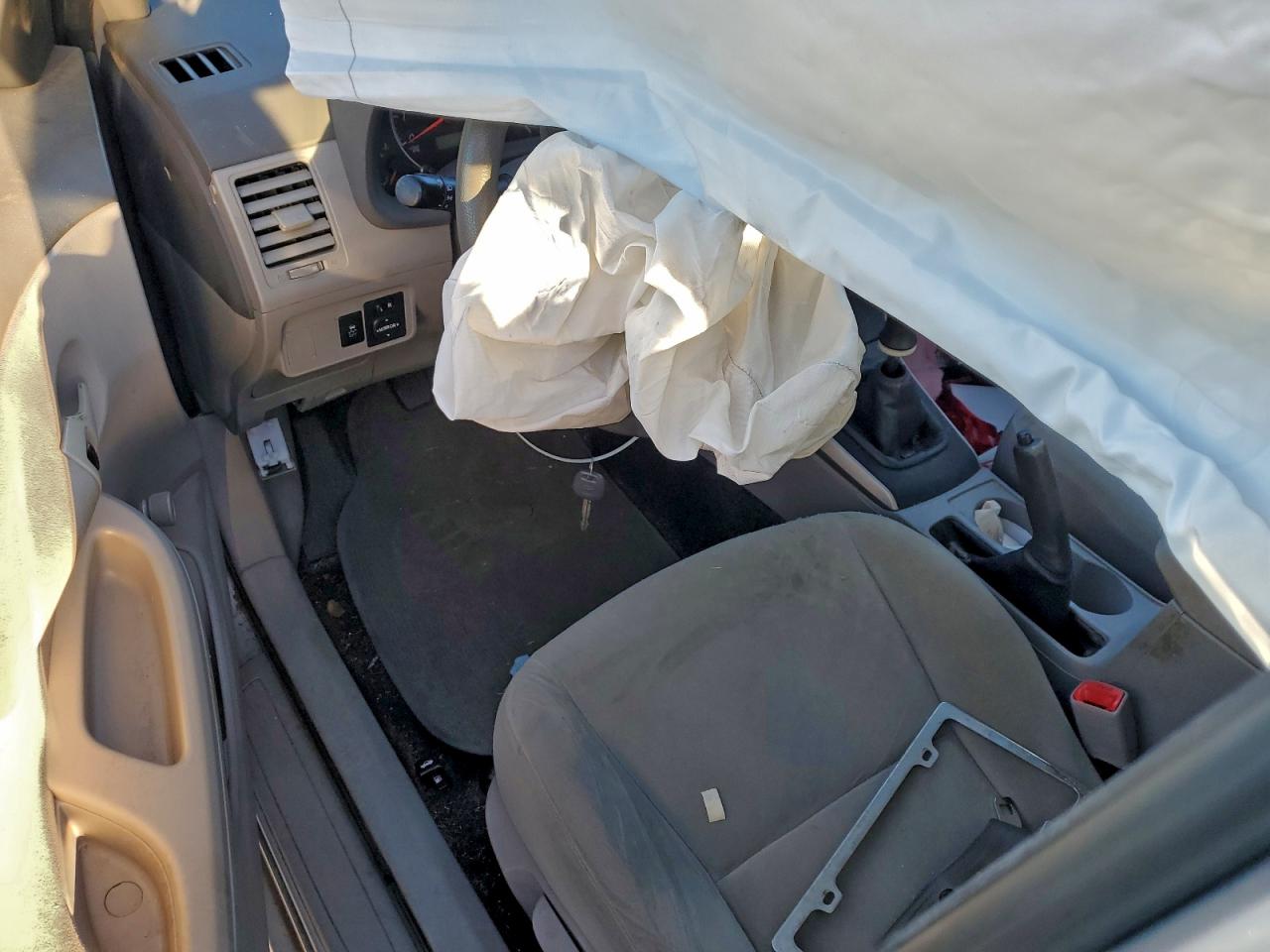 2010 TOYOTA COROLLA BASE photo 8