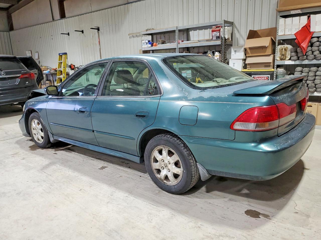 2002 HONDA ACCORD EX photo 2