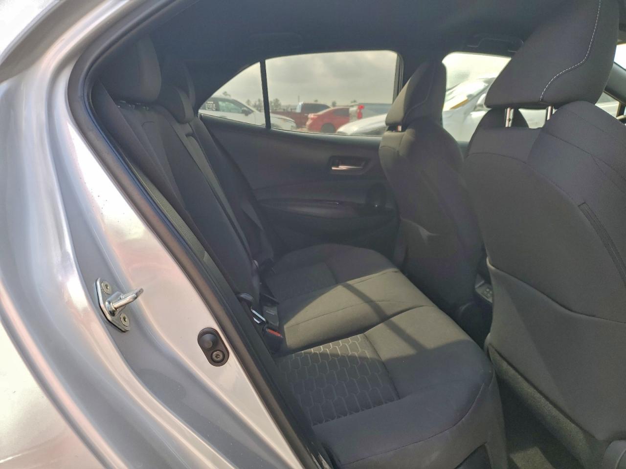 2025 TOYOTA COROLLA SE photo 10