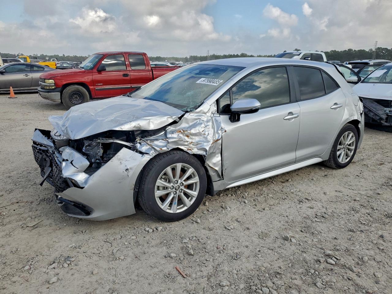 2025 TOYOTA COROLLA