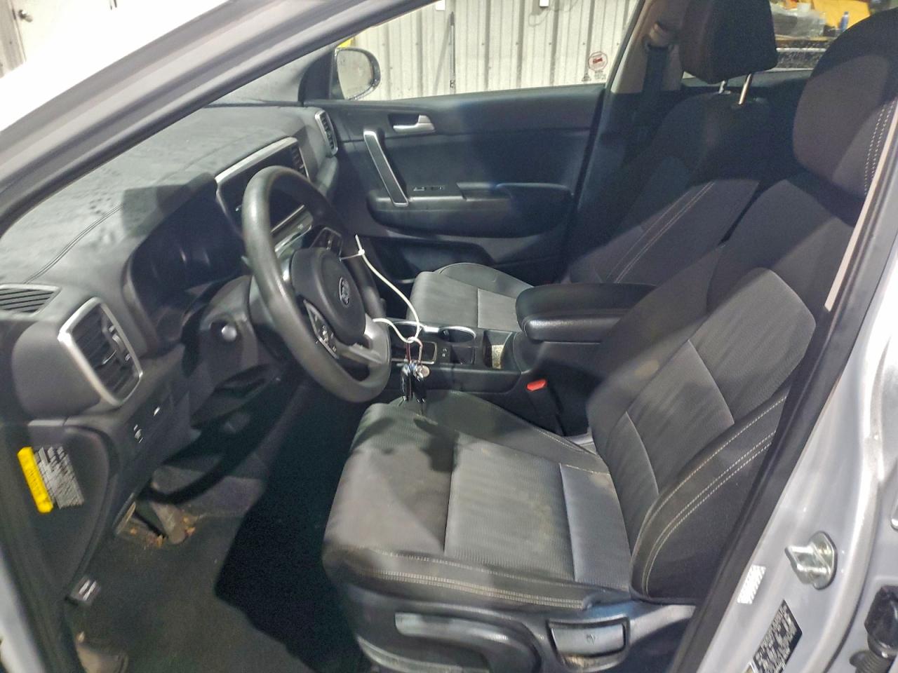 2020 KIA SPORTAGE LX photo 7