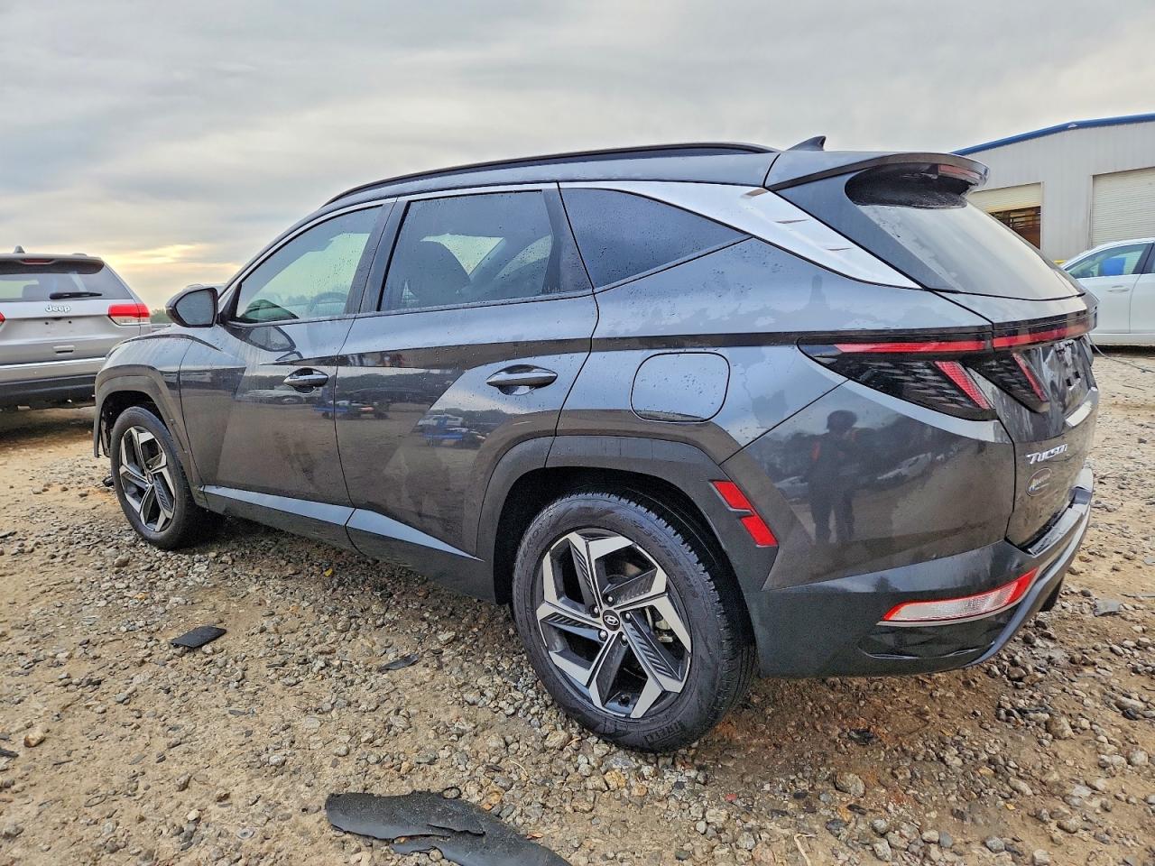 2023 HYUNDAI TUCSON SEL photo 3