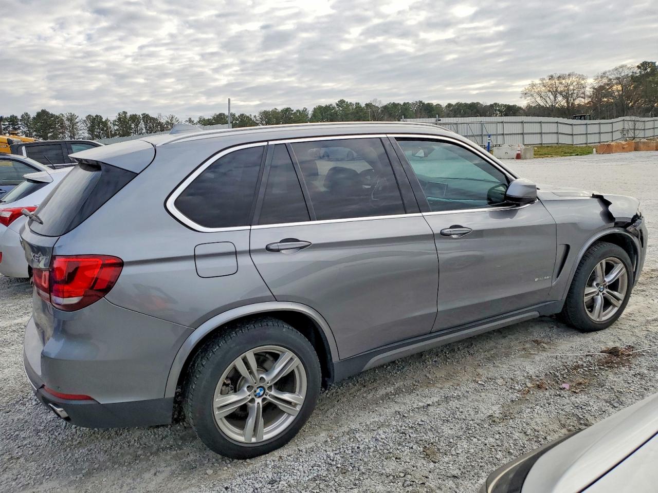 2015 BMW X5 SDRIVE35I photo 3