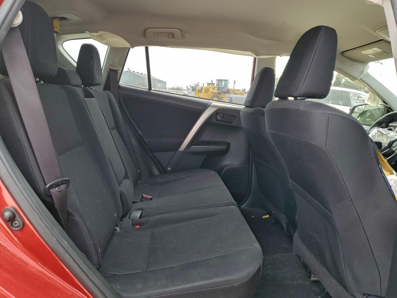2016 TOYOTA RAV4 LE photo 11