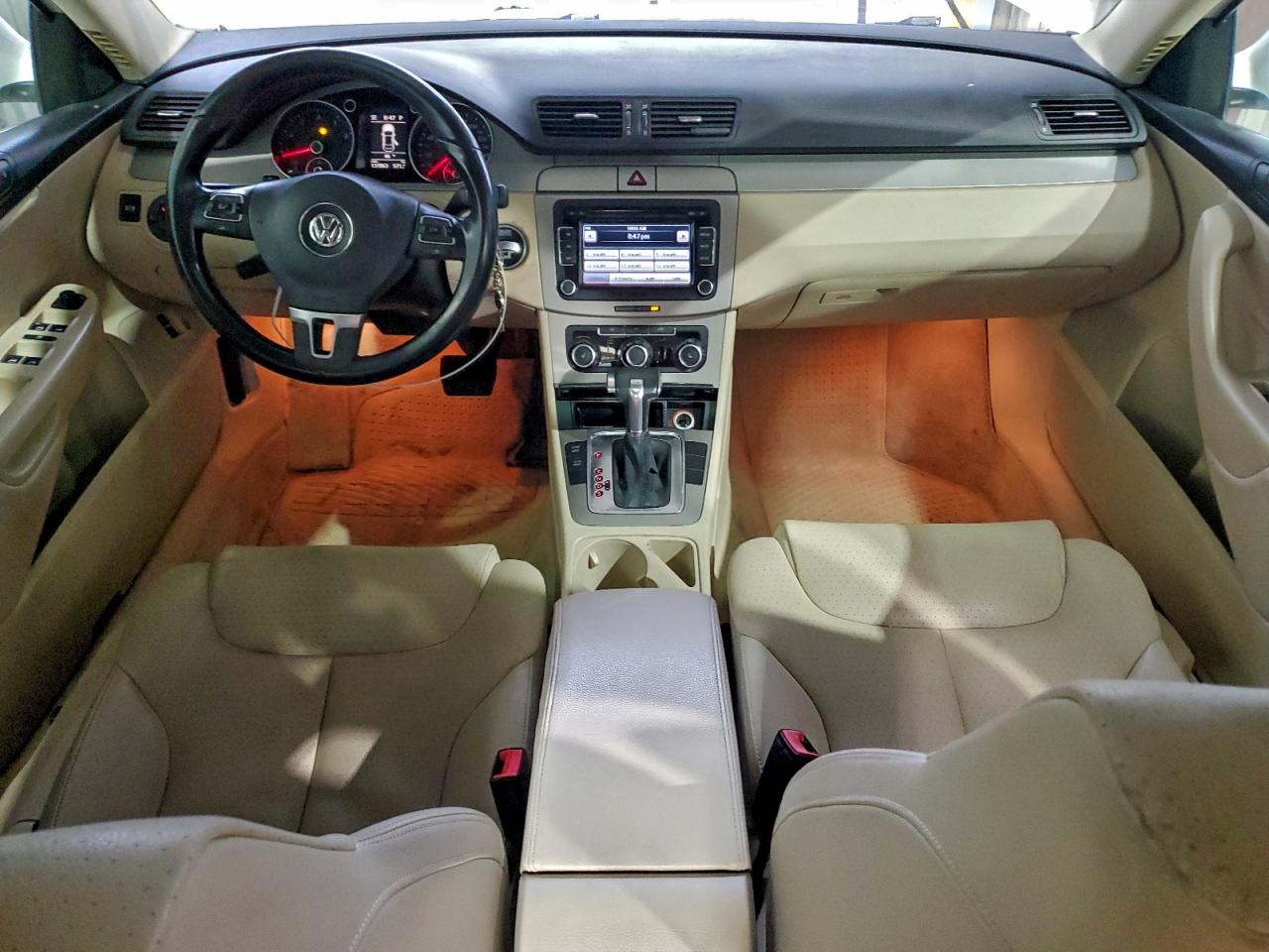 2010 VOLKSWAGEN PASSAT KOMFORT photo 8