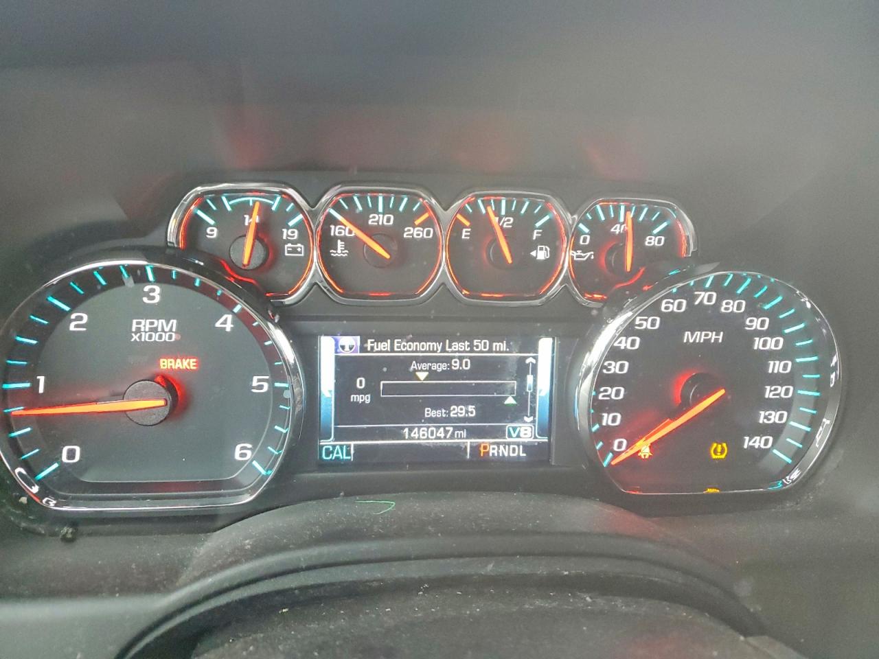 2018 CHEVROLET SUBURBAN K1500 LT photo 9