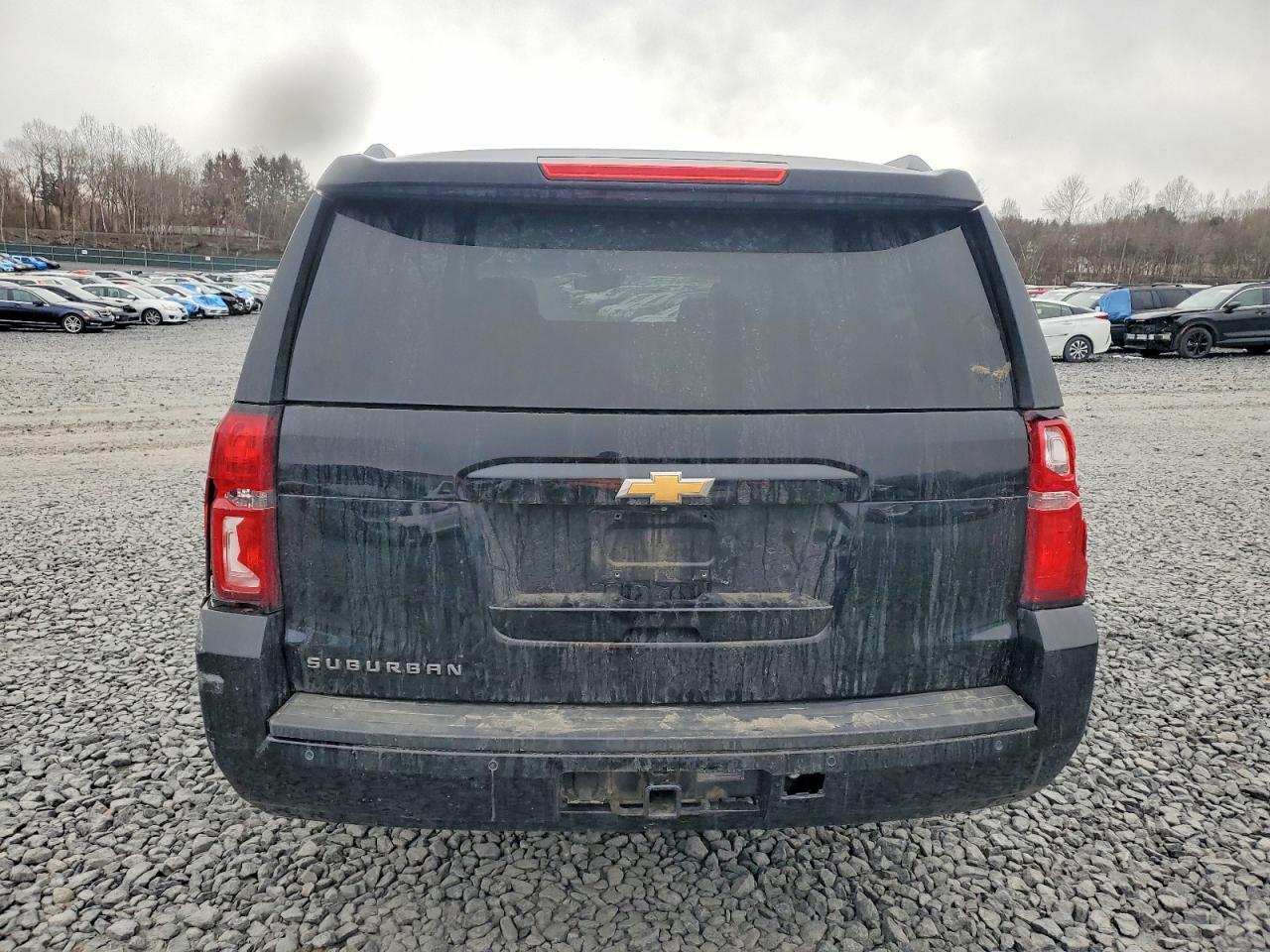2018 CHEVROLET SUBURBAN K1500 LT photo 6