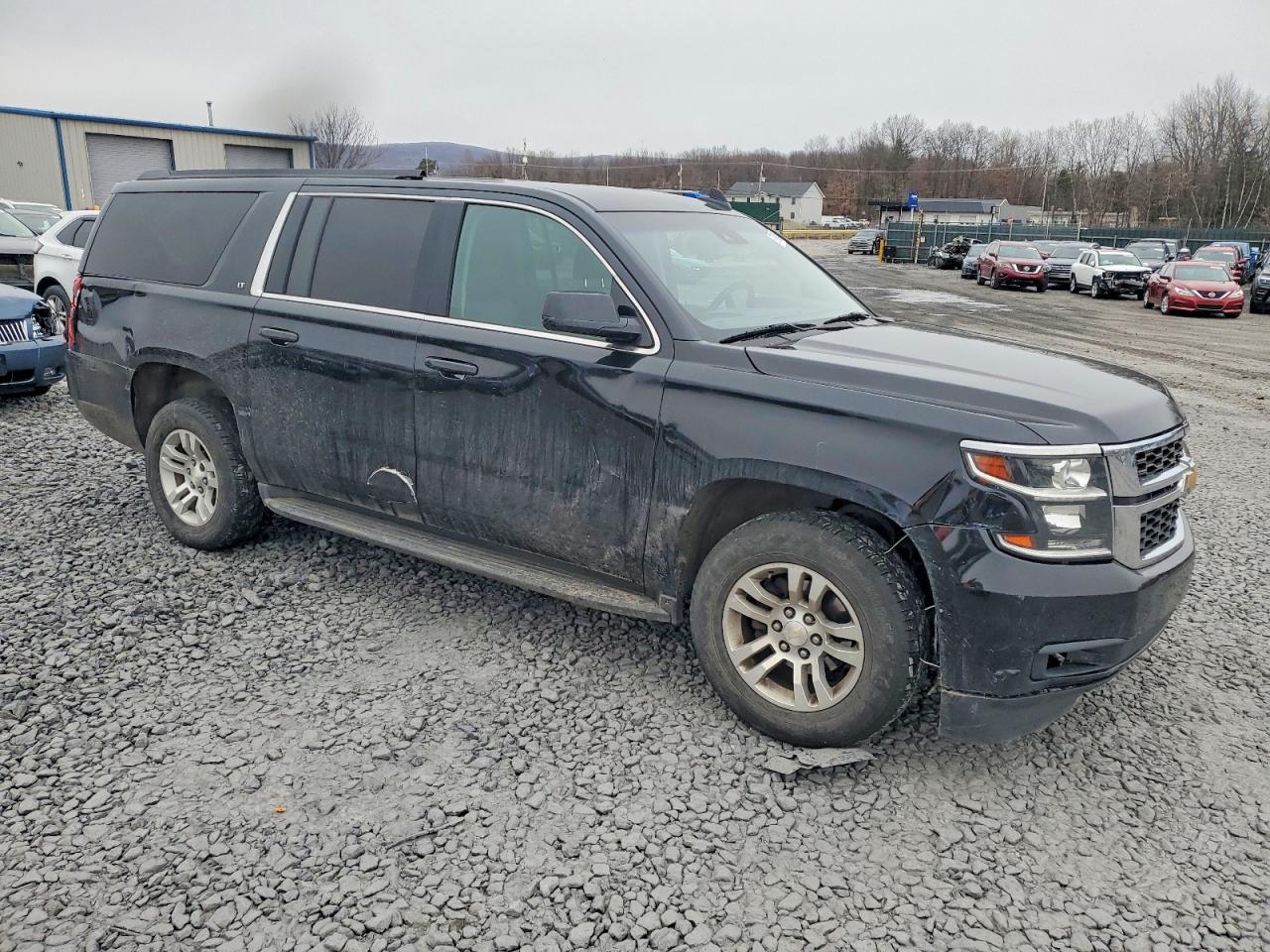 2018 CHEVROLET SUBURBAN K1500 LT photo 4