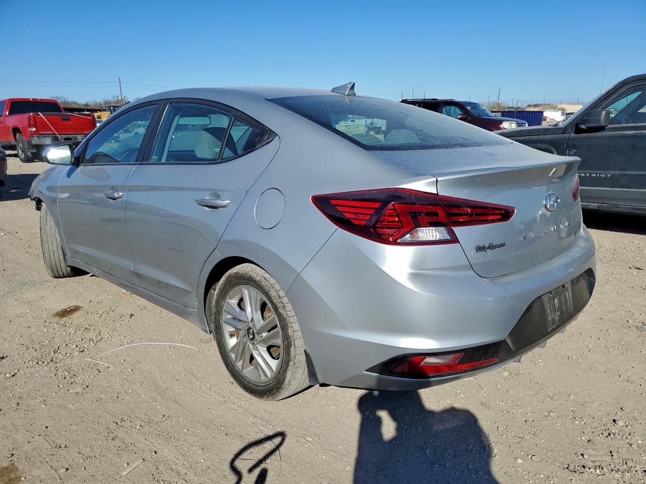 2020 HYUNDAI ELANTRA SEL photo 2