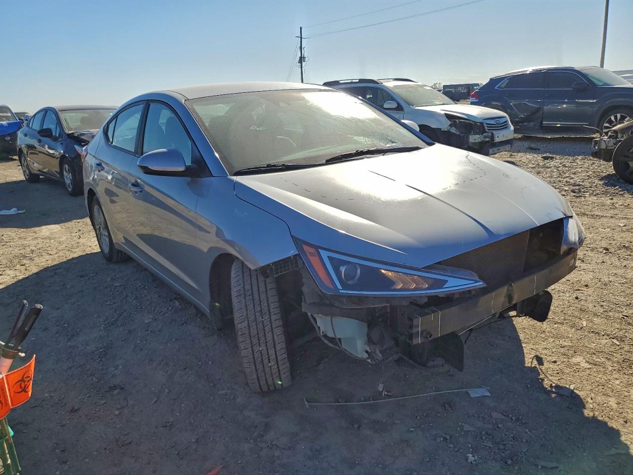 2020 HYUNDAI ELANTRA SEL photo 4