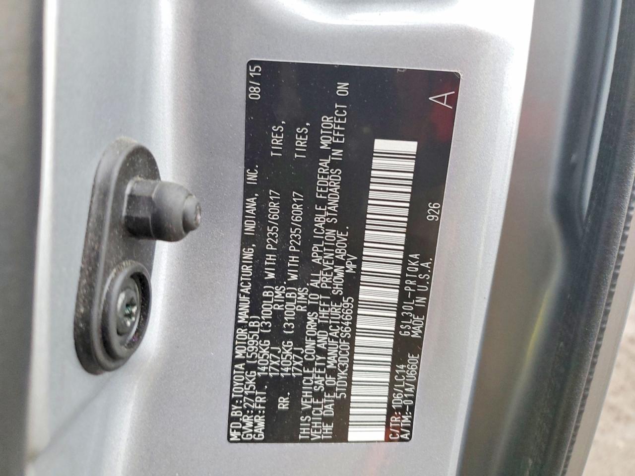 2015 TOYOTA SIENNA XLE photo 13