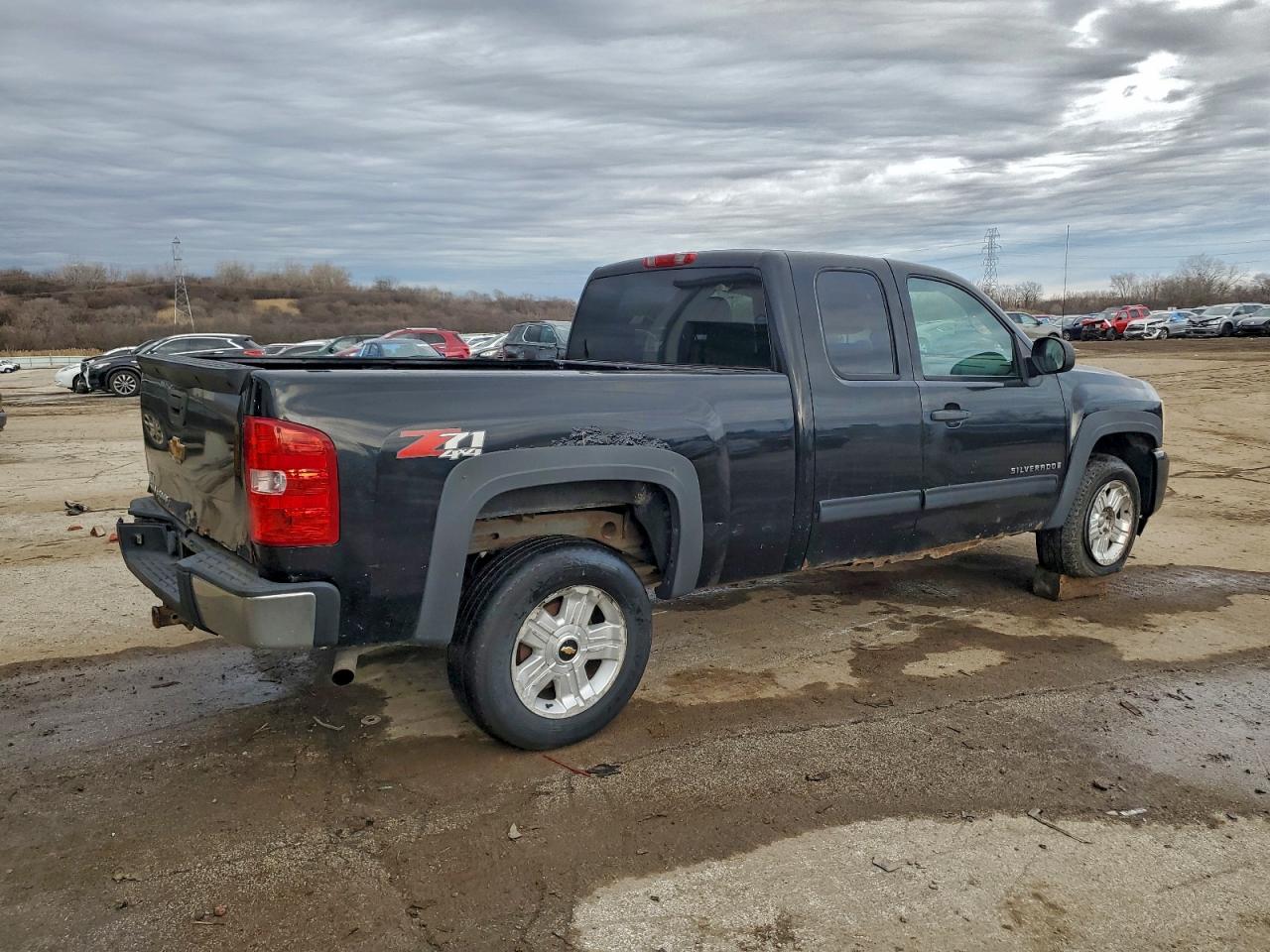 2009 CHEVROLET SILVERADO K1500 LT photo 3