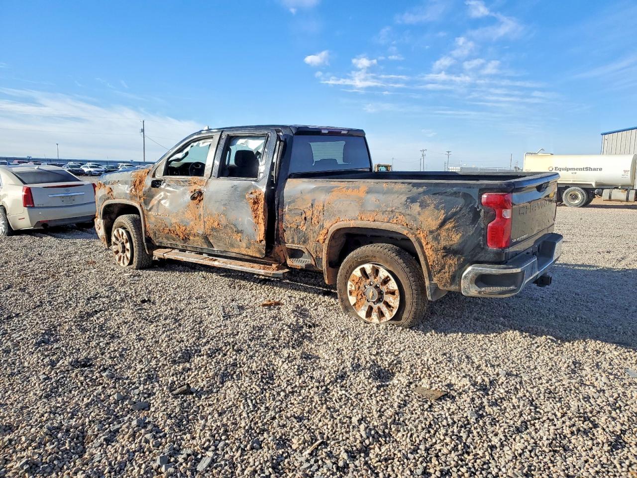 2025 CHEVROLET SILVERADO K2500 HEAVY DUTY LT photo 2