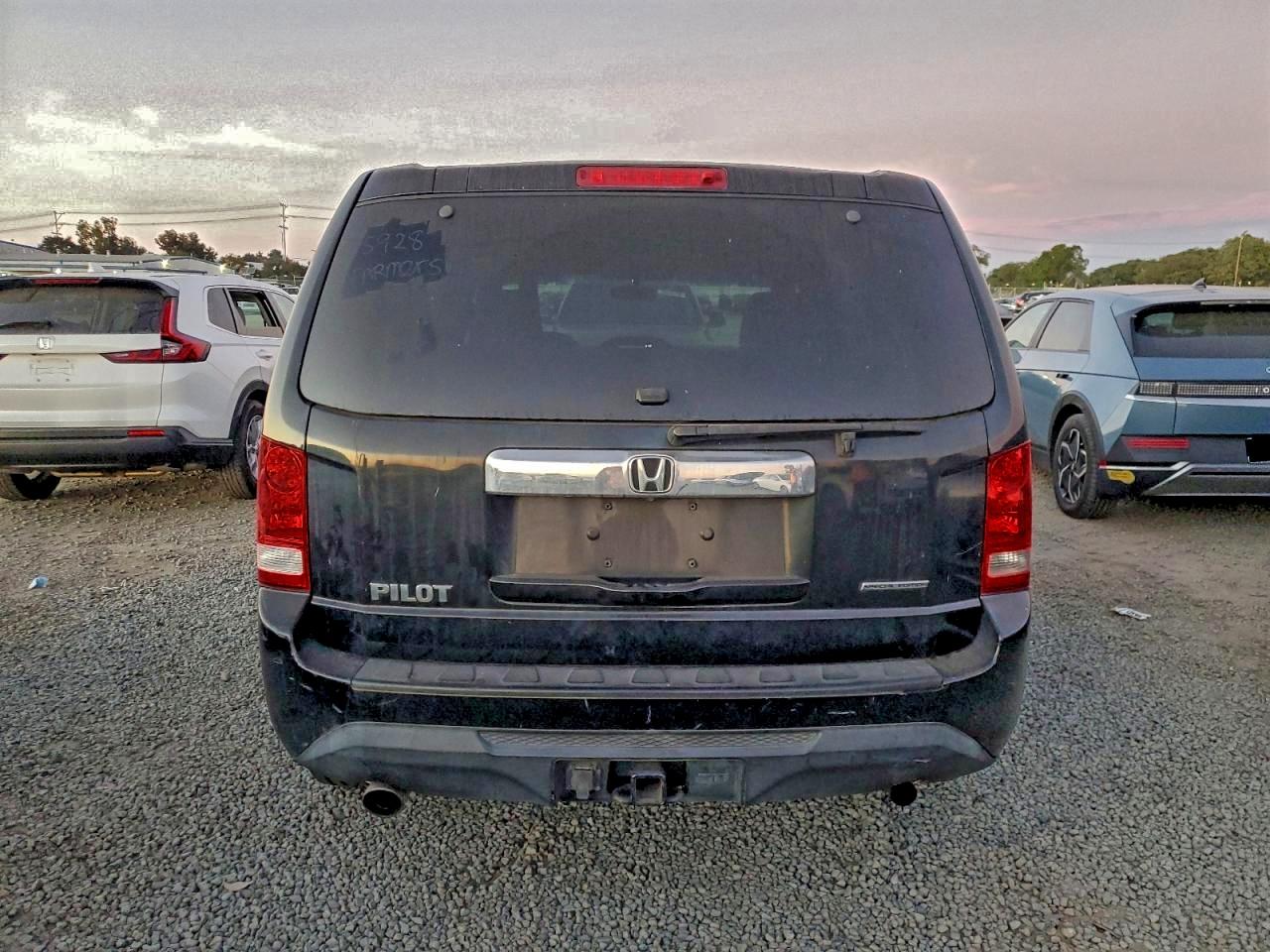 2015 HONDA PILOT SE photo 6